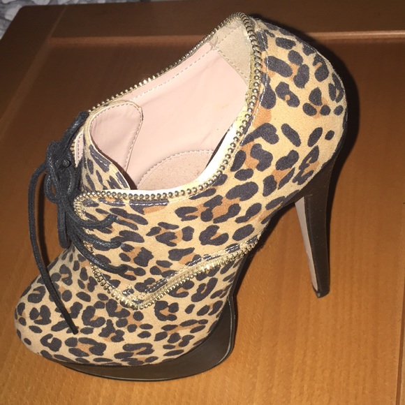 Animal print shoes - Picture 2 of 5